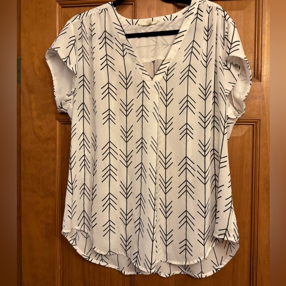 Monday Fun Lillian V Neck Blouse - Picture 2 of 3